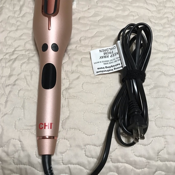 Chi Spin and Curl  ceramic 1” curler - Picture 4 of 7